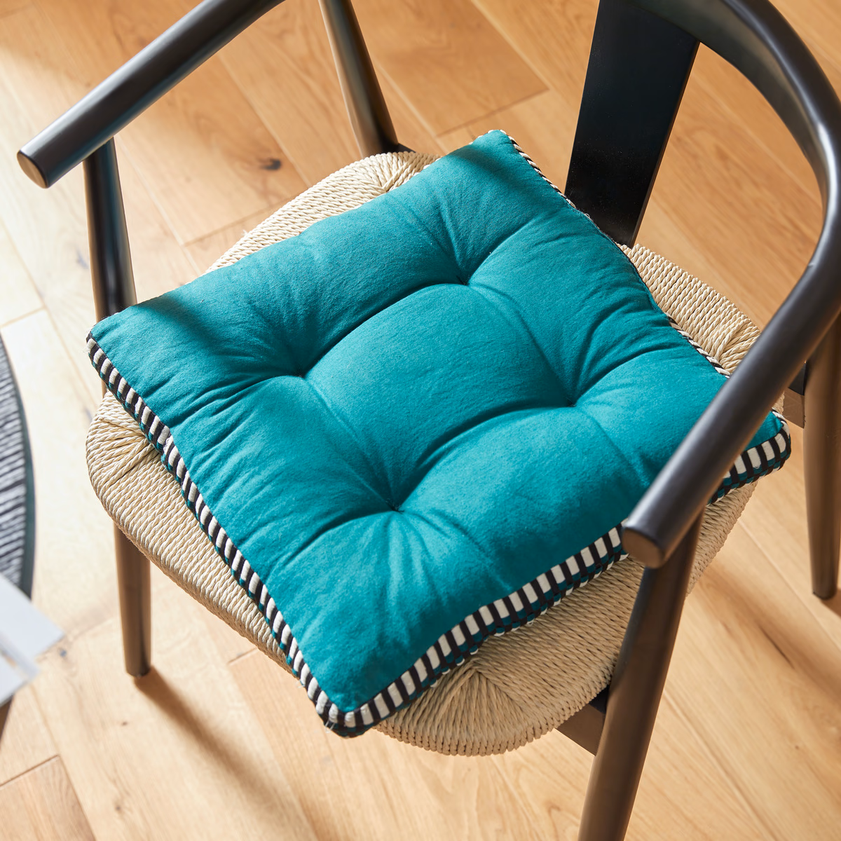 Atmosphera Coussin de chaise Loria 38 x 38 cm - Avec 2 rubans - 100% coton - Vert céladon