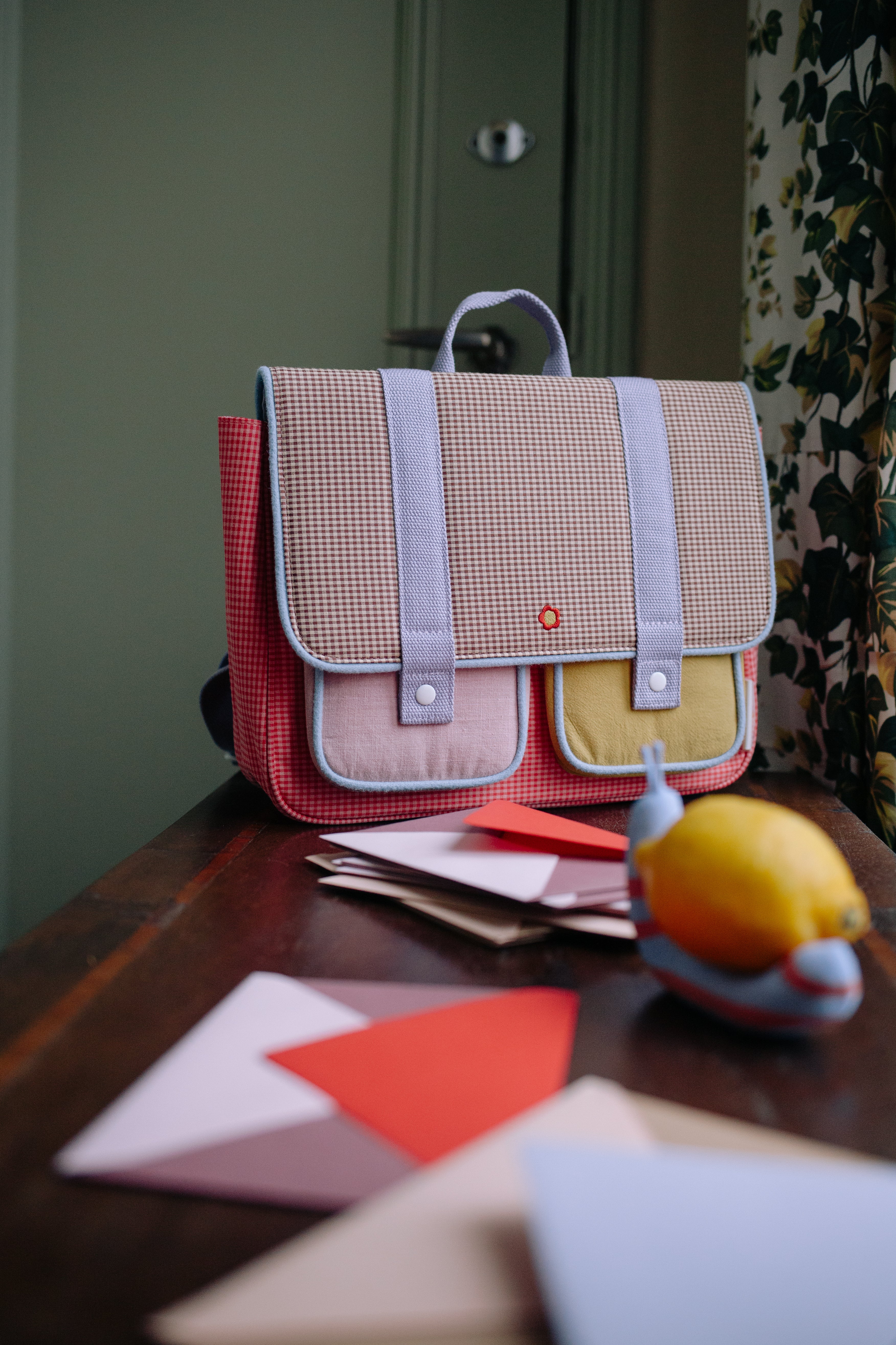 Sticky Lemon Schoolbag/Boekentas Lemon Tree | Gingham Flower + Rose