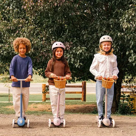 Konges Sløjd Balance bike with bell and wicker basket - Cherry