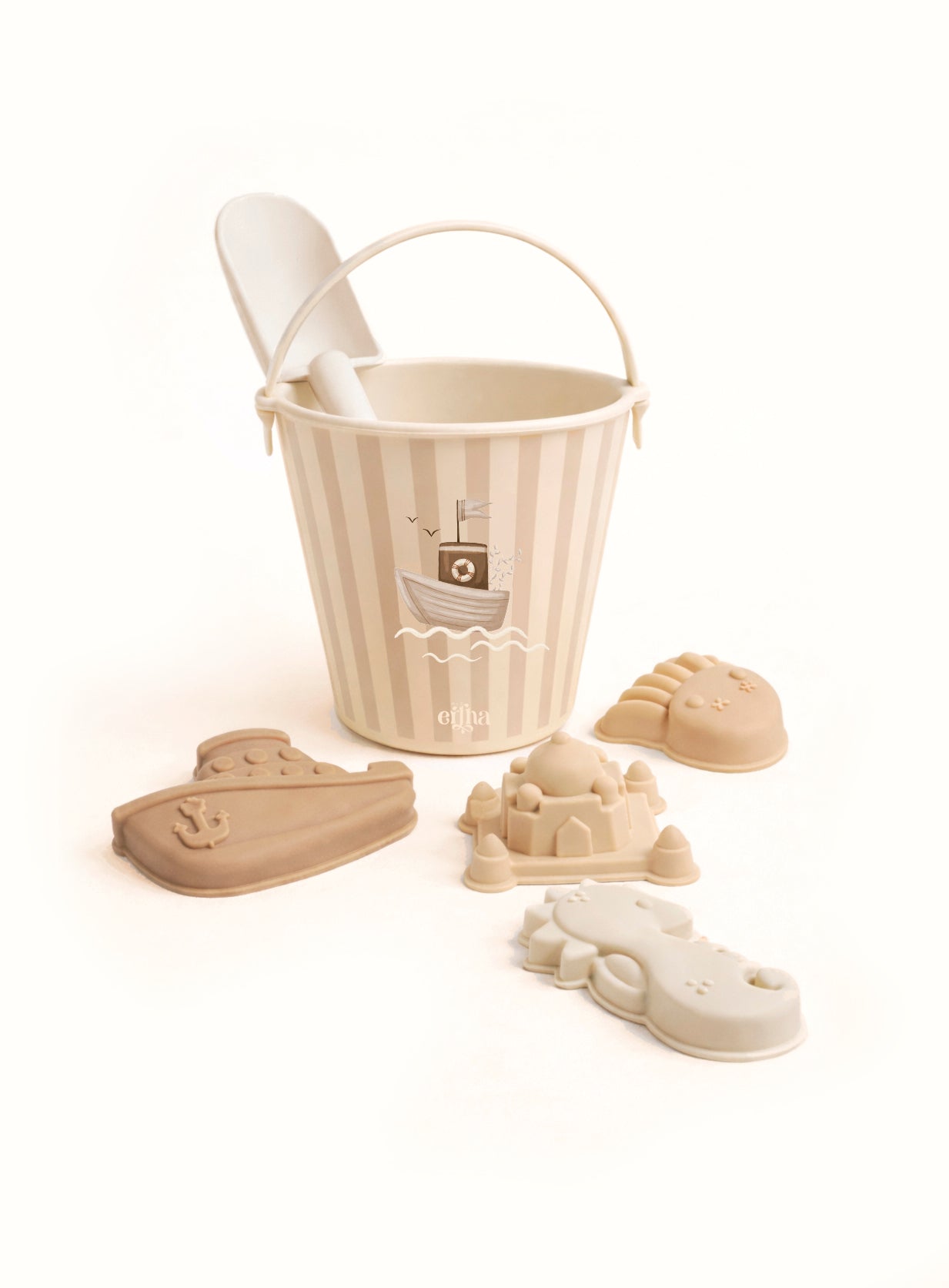 Mrs Ertha Beach Bucket Strandspeelgoed set - Emmer, schepjes en meer - Stripped Boat