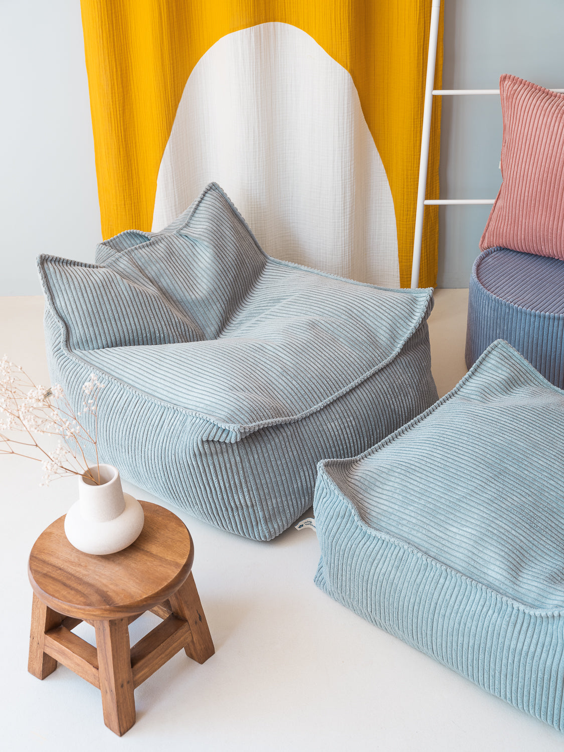Wigiwama Corduroy Beanbag Chair / Zitzak - 80x70x50cm - Peppermint Green