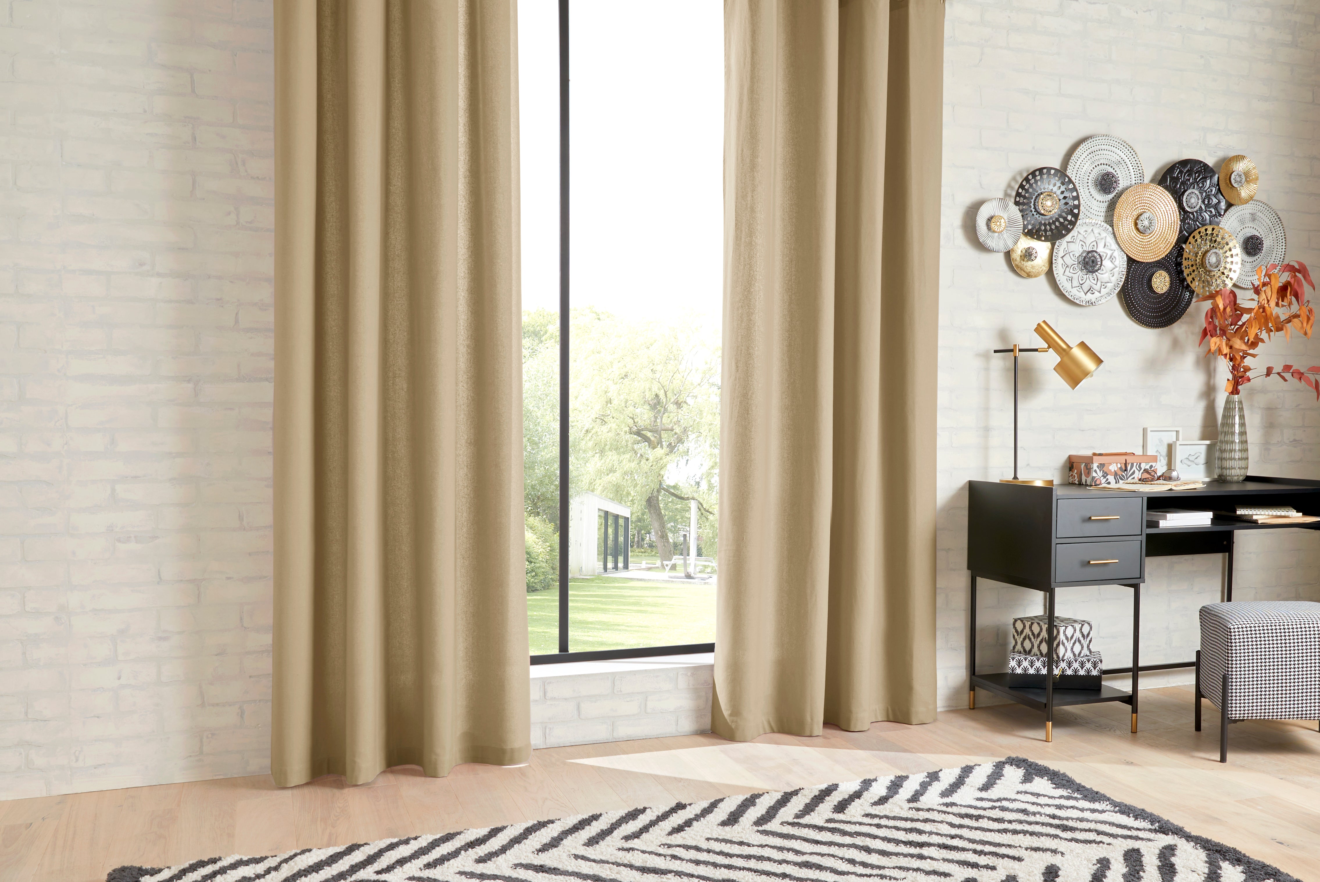 Atmosphera Gordijn 134 x 240 cm - Kant en klaar met ringen - Gordijn raambekleding - Linnenbeige