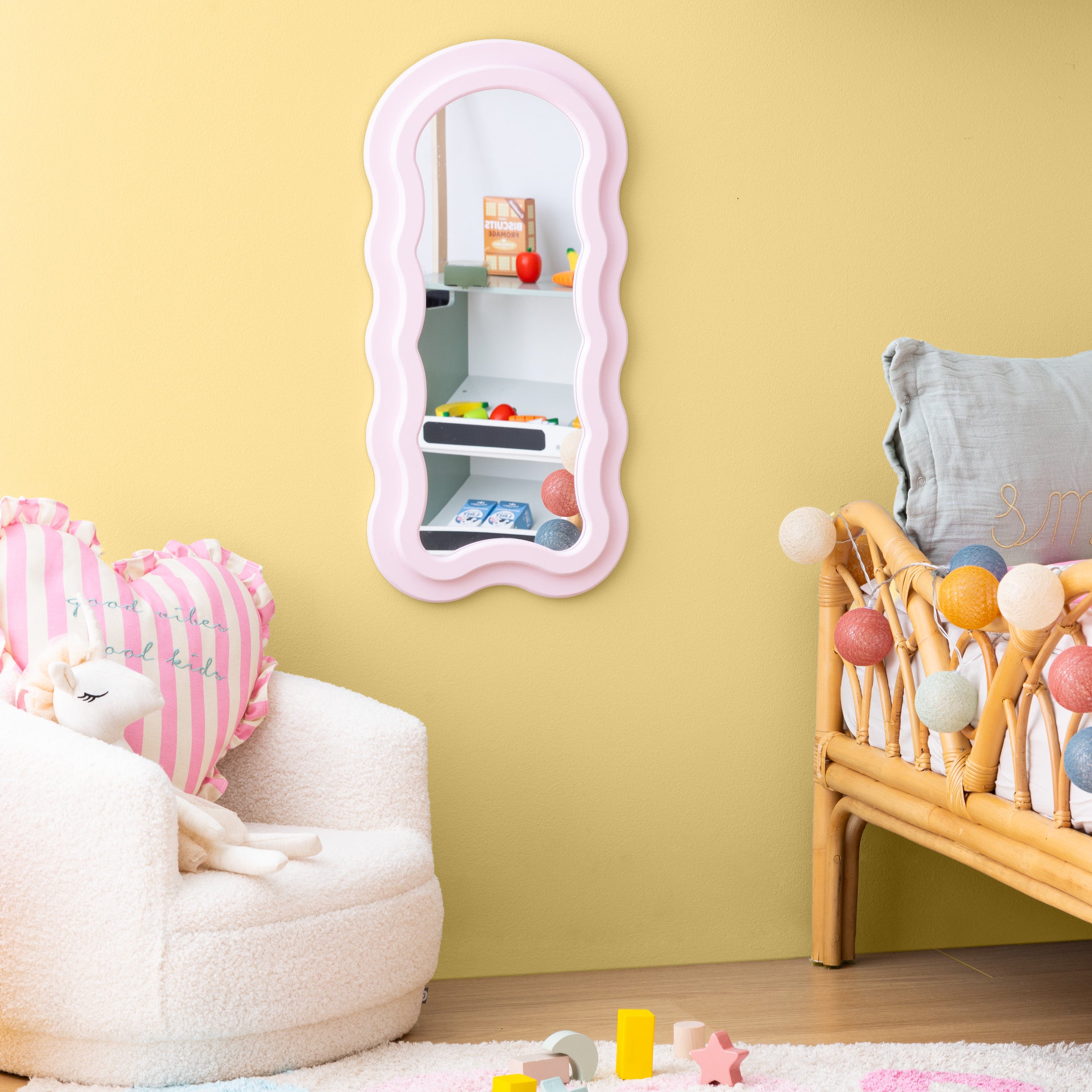 Atmosphera Kids Gegolfde Spiegel - 28x3x58cm - Roze