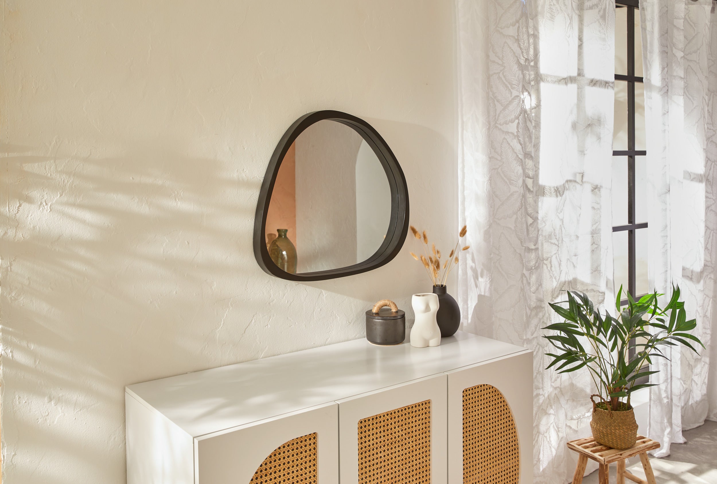 Atmosphena Spiegel - vertikal und horizontal - 58x5x114cm - Beige