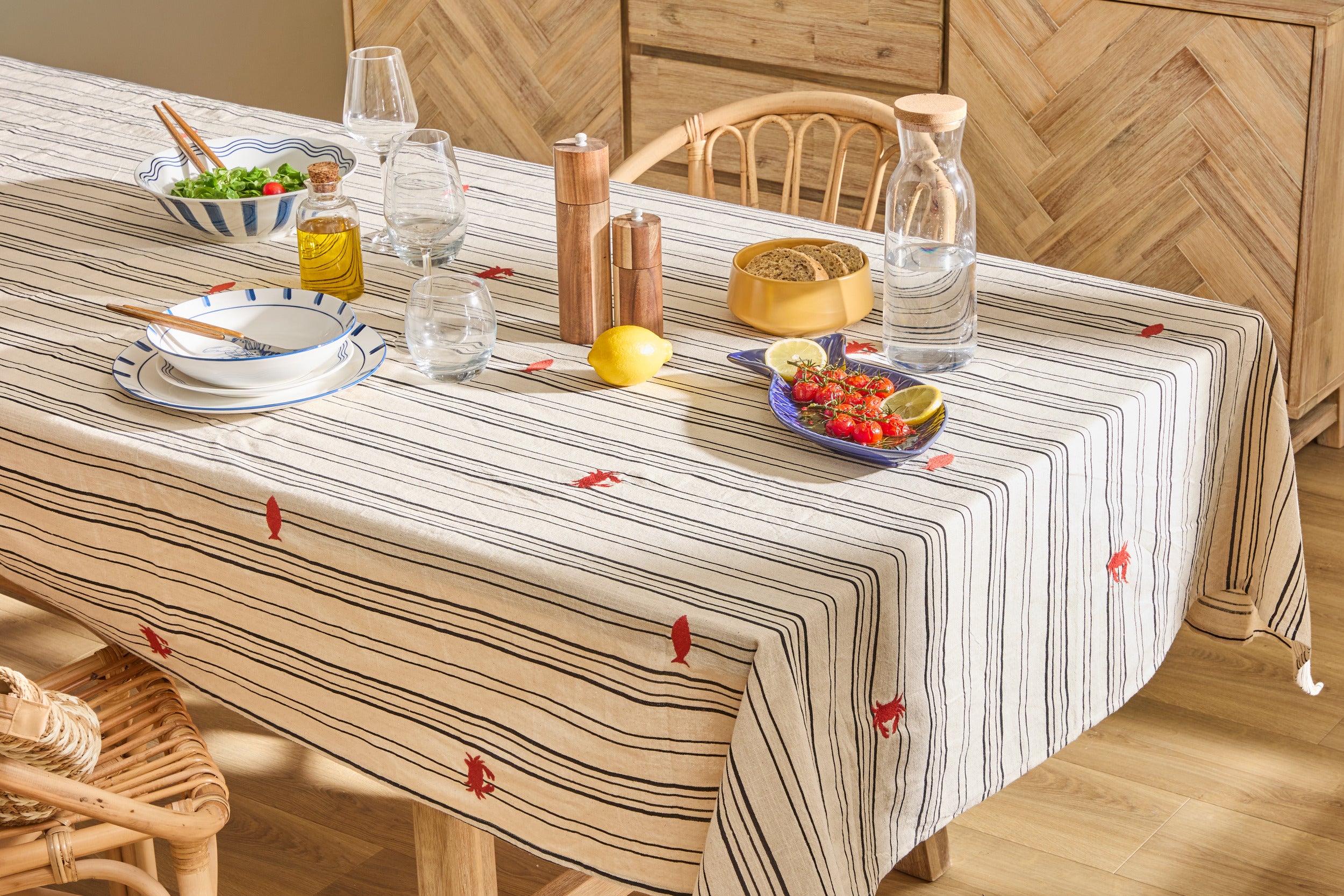Nappe anti-tache imprimé Fruité - Viscose - 140x240cm - Multi