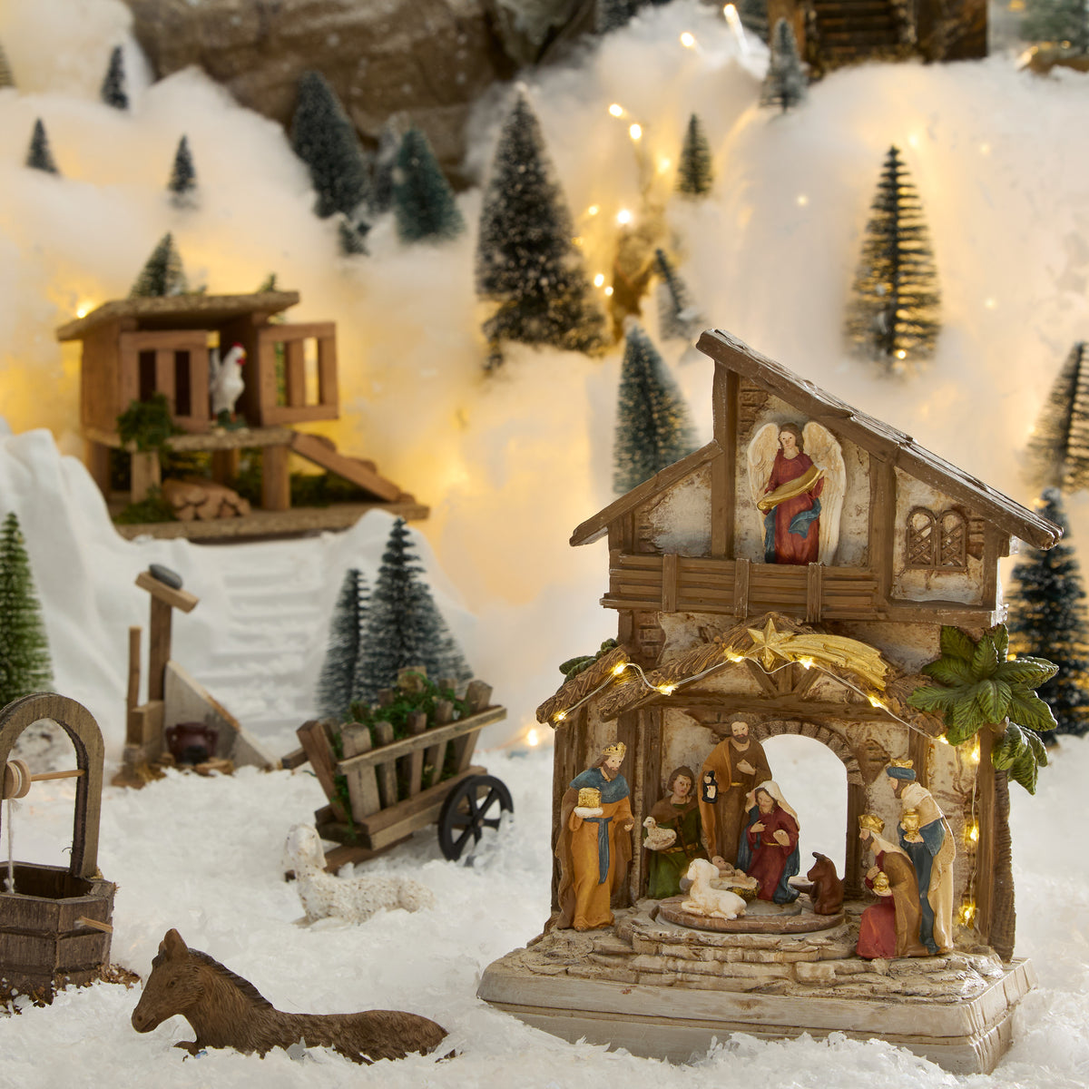 Fééric Lights and Christmas Kerstdorp met Verlichting en Beweging - 21x13x28cm - Multi