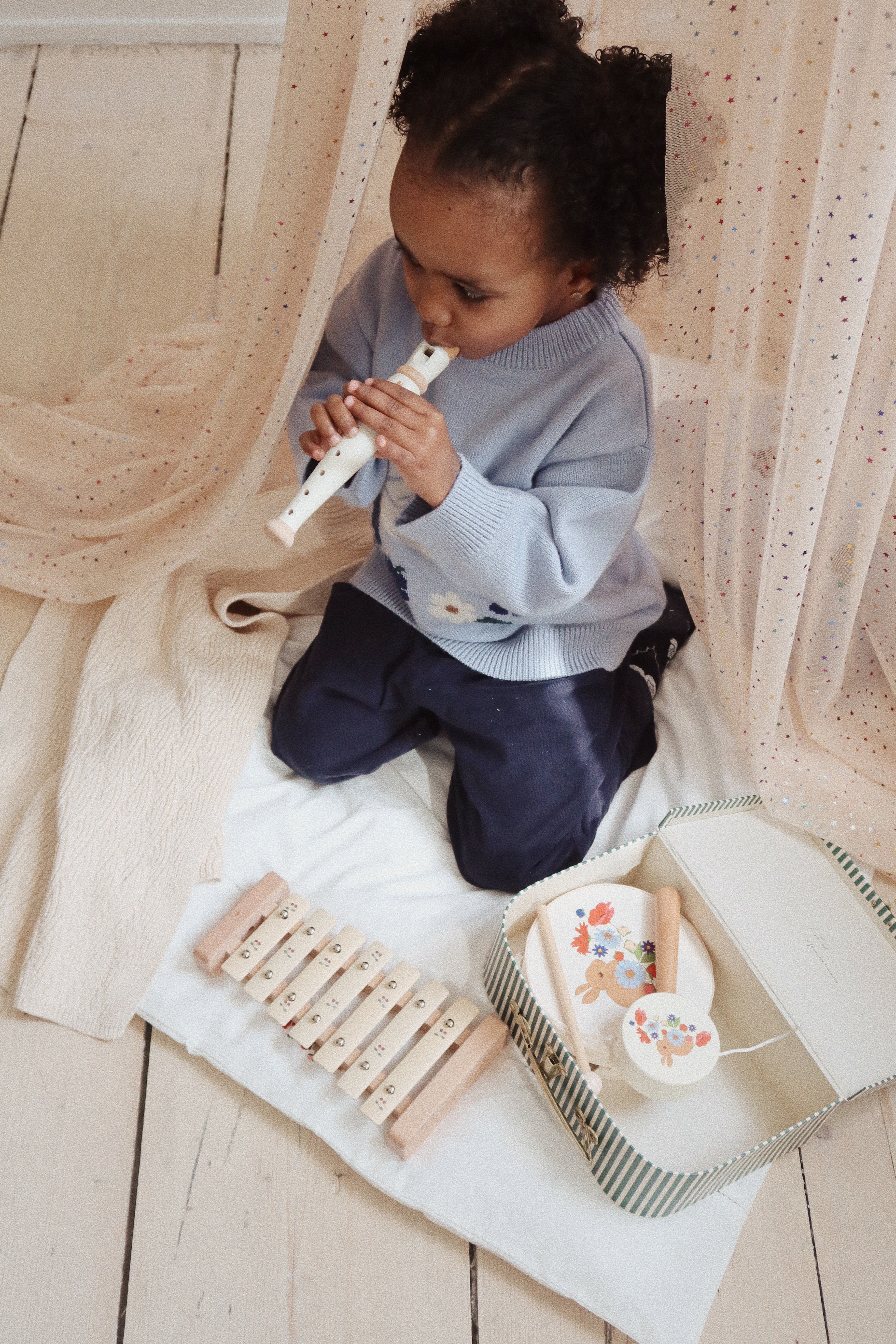 Konges Sløjd Bunny Wooden music set - Tambourine, flute and stick drum - Suitable from 3 years - Bunny Tokki