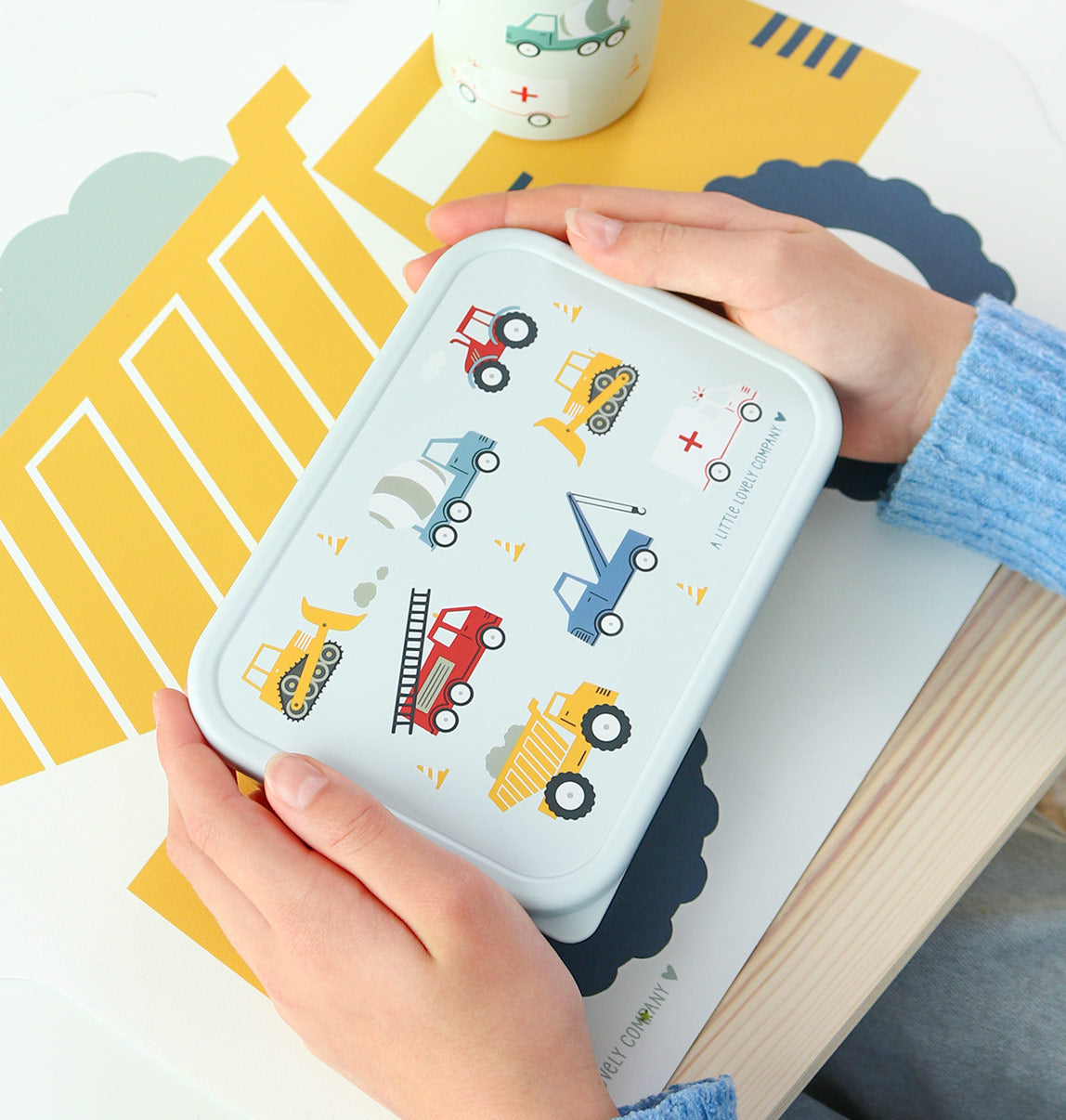A Little Lovely Company Back to school - Lunchbox RVS - Voertuigen