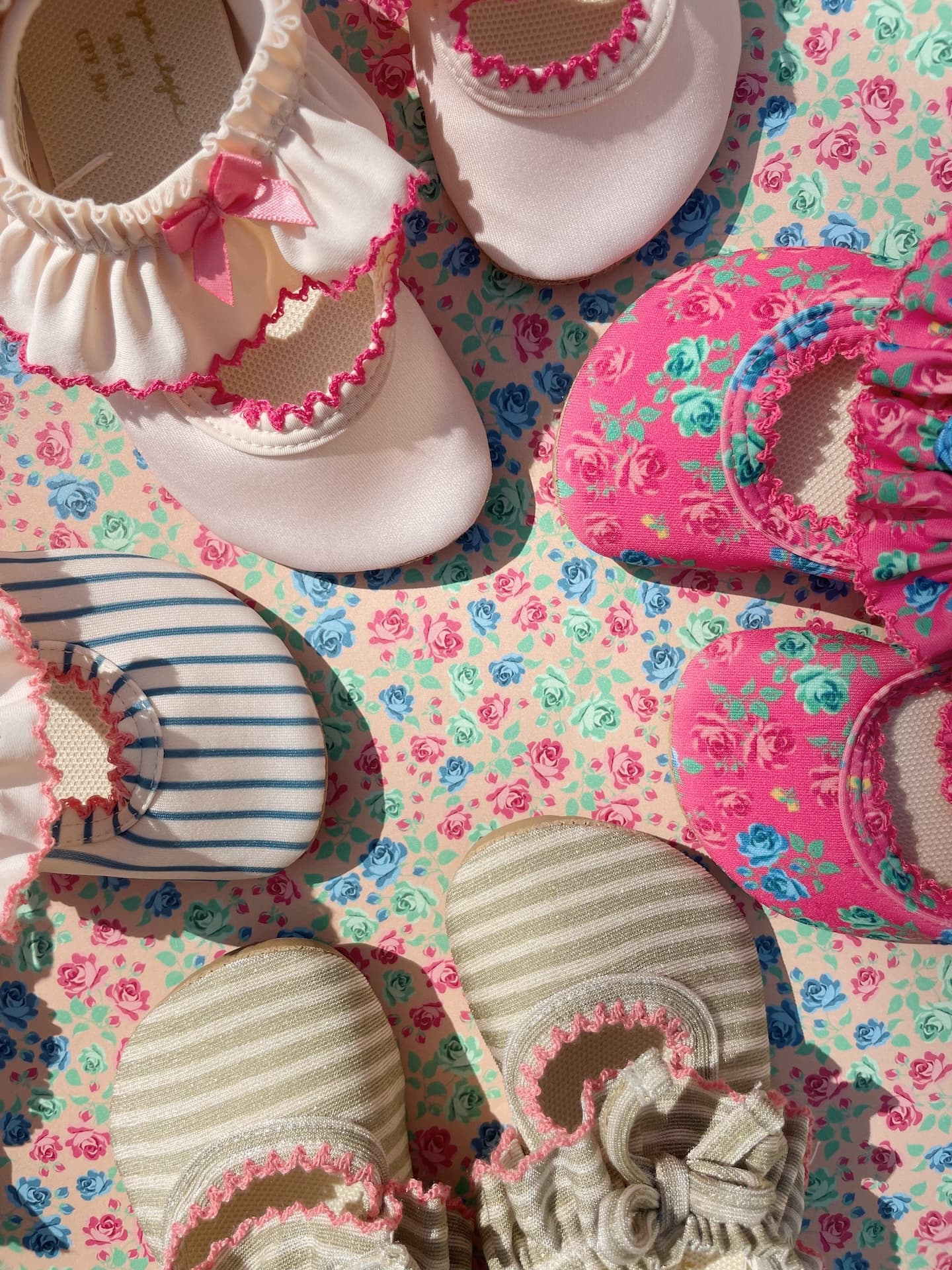 Konges Sløjd Kitty Frill Swim Shoes - Zwemschoenen/Turnpantoffel Antislip - Soft Pink