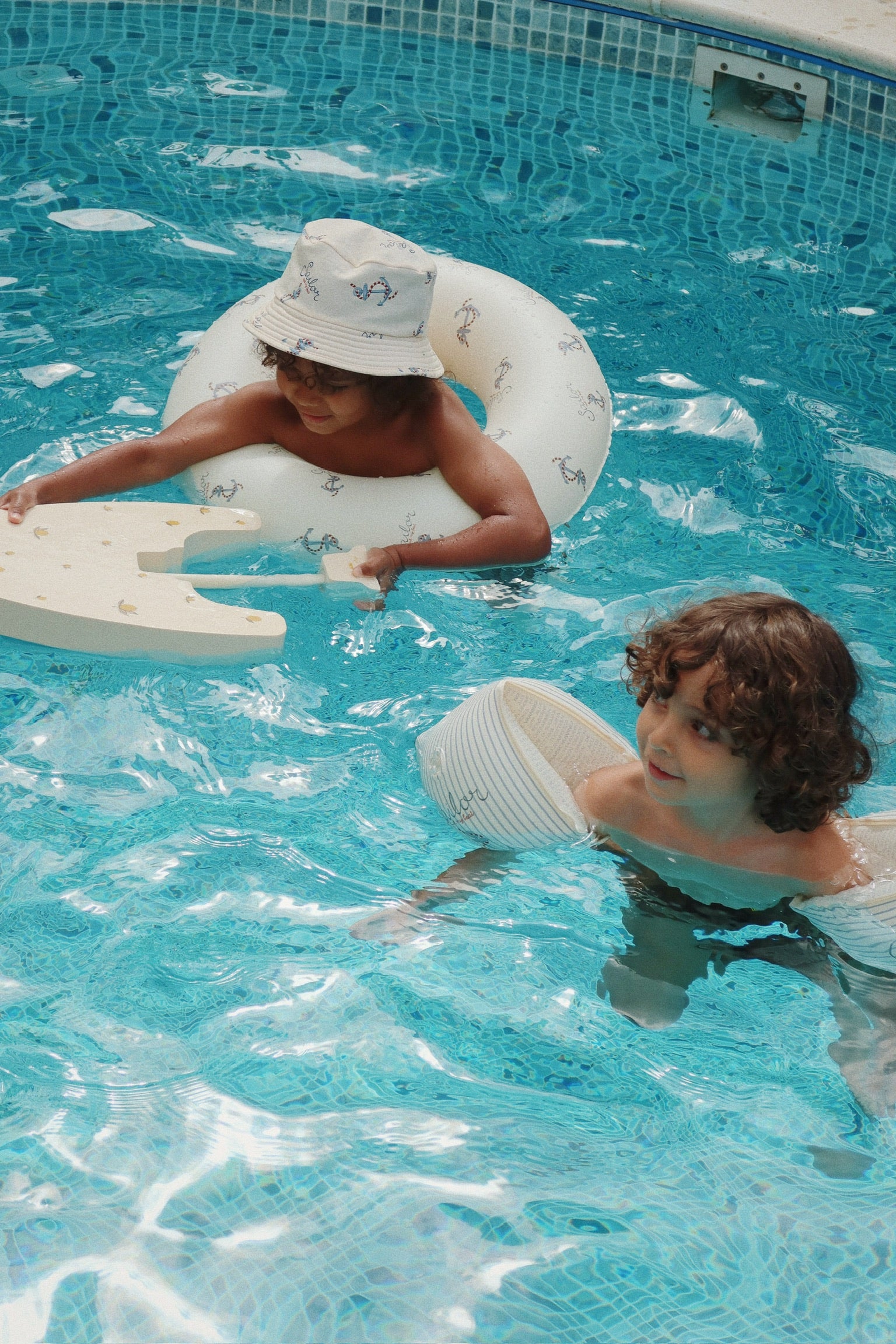 Konges Slojd Float Board Blaster - Zwemplank - Drijfplank - Lemon