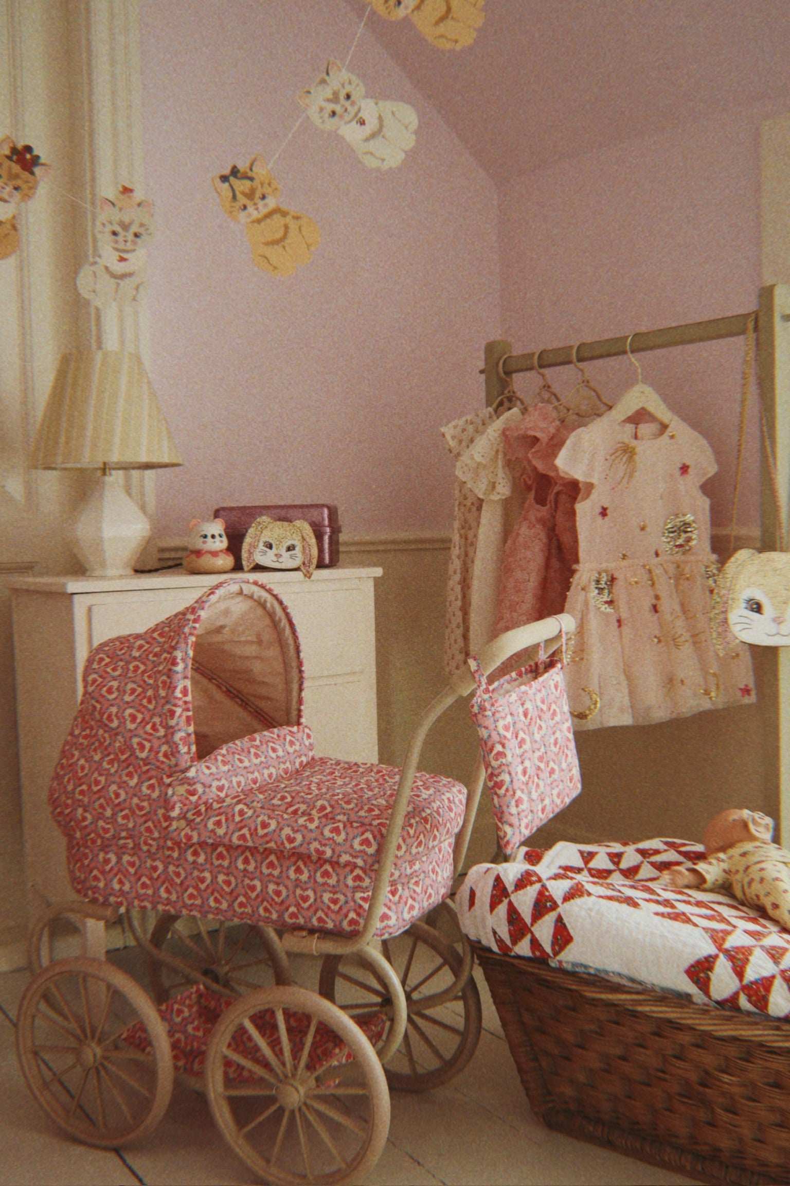 Konges Sløjd Minnie Tulle Poppenwagen/Doll Pram - Opvouwbaar - Felice Rose