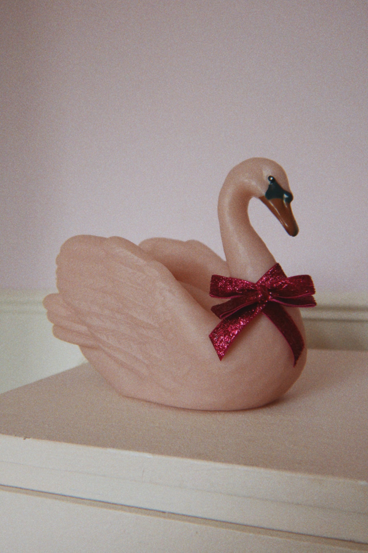 Konges Sløjd Swan Lamp - 16x17x19cm - Roze