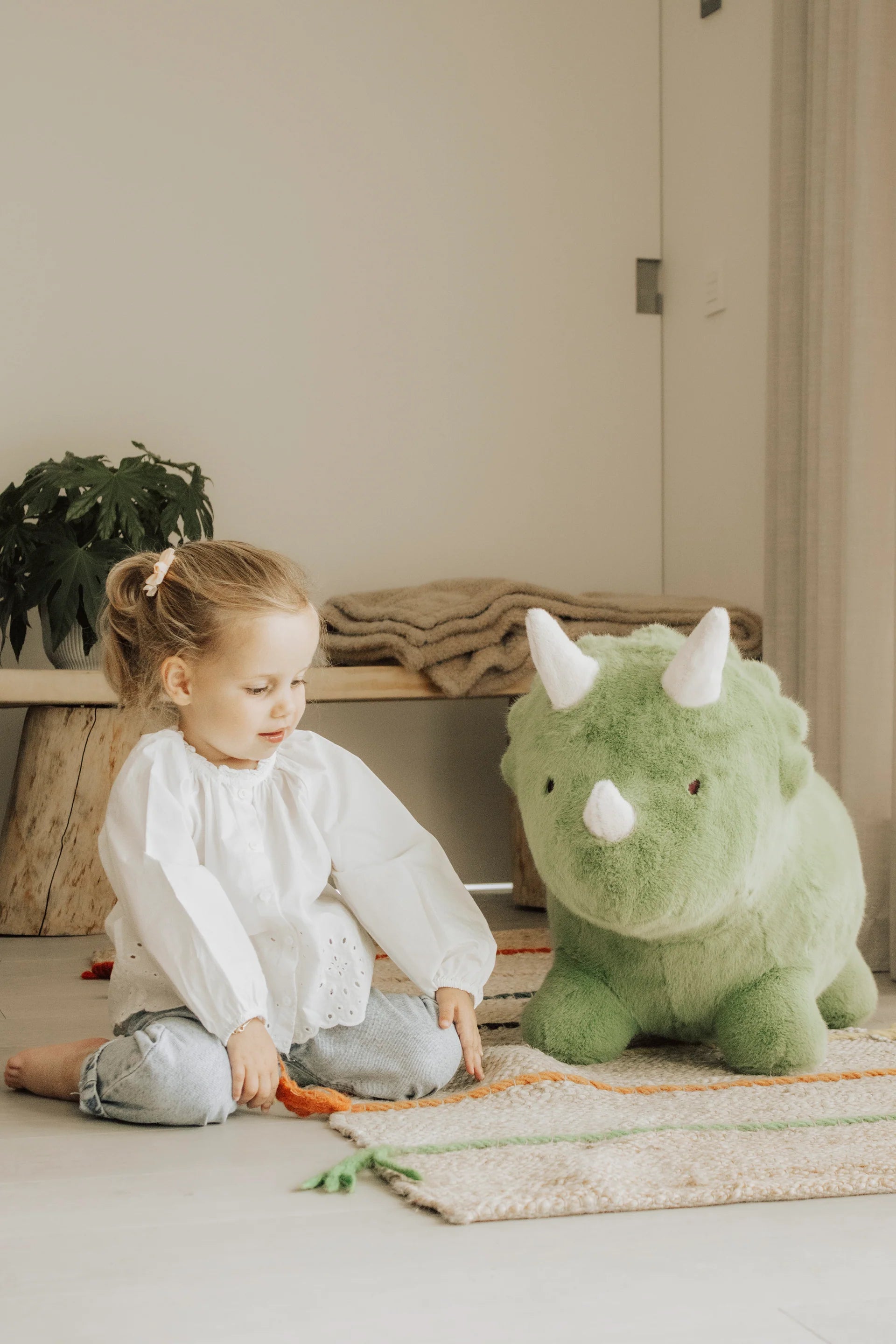 Wild & Soft Soft Bouncy Dino – 67xH45cm – Grün