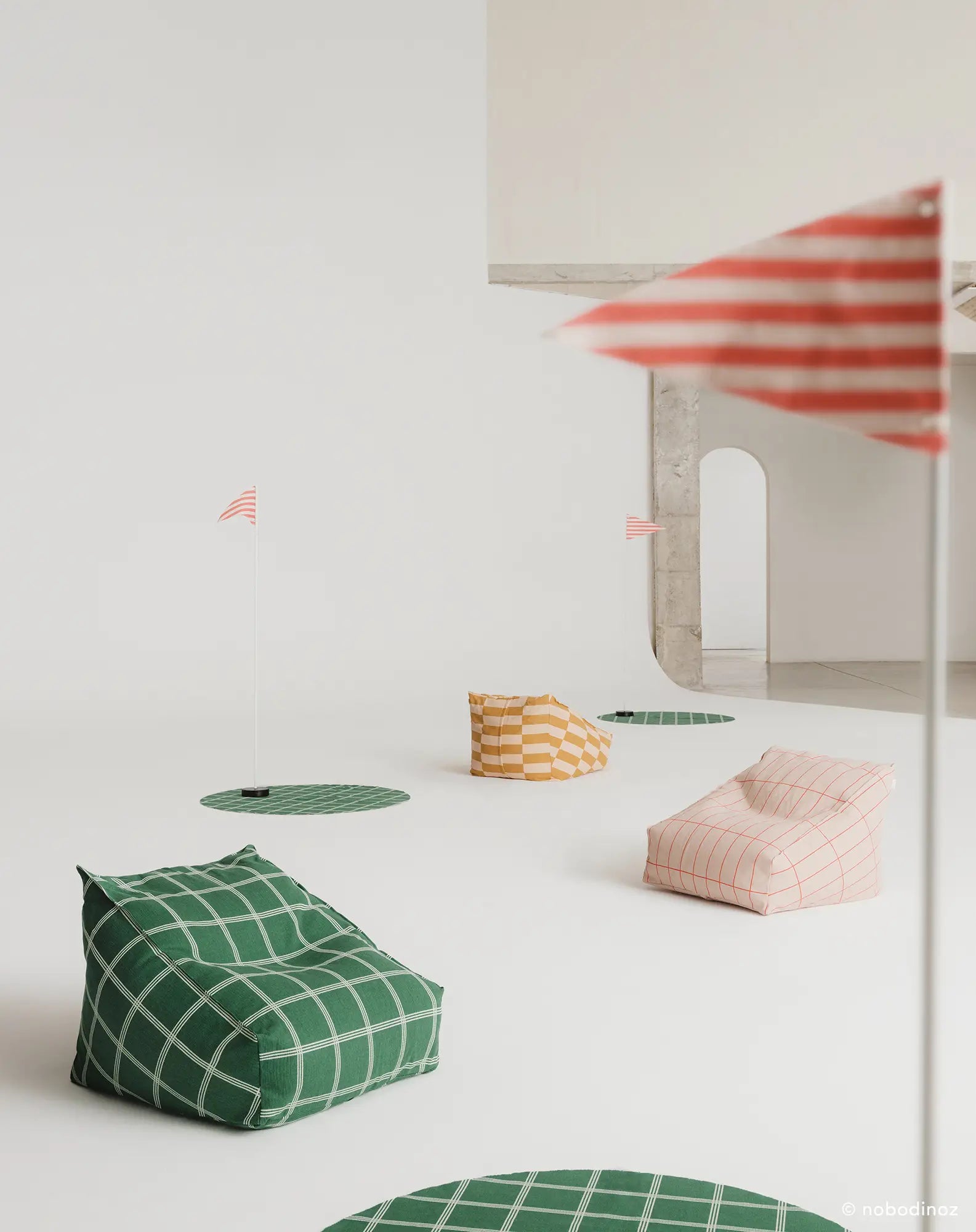 Nobodinoz Zitzak/Beanbag Vibes Kid Size - 74x40x60cm - Mustard and Sand Tiles
