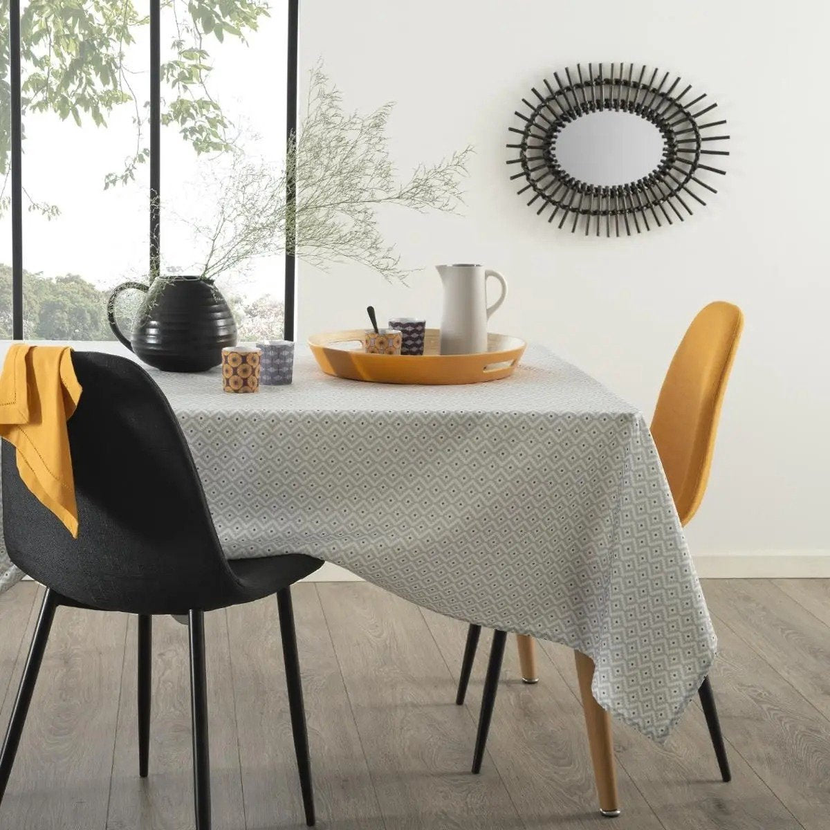 Nappe rectangulaire en polyester 240 x 140 cm - grise avec imprimé - Nappes de table à manger