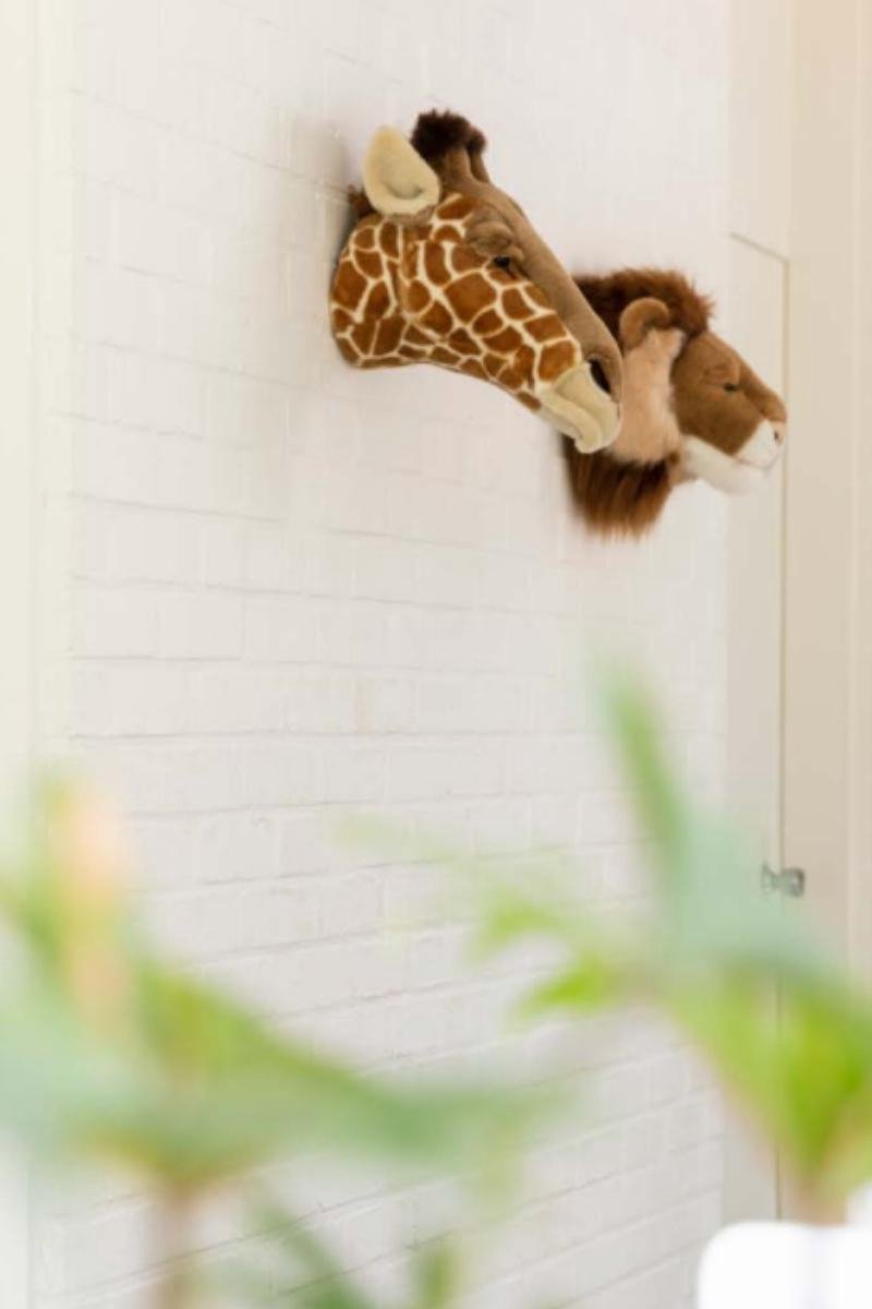 Wild &amp; Soft Bibib animal head plush wall decoration - Giraffe